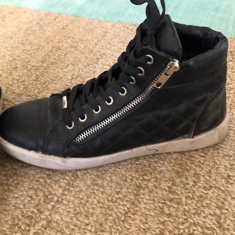 steve madden black high tops